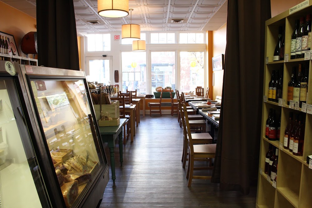 La Fromagerie Cheese and Wine Bistro